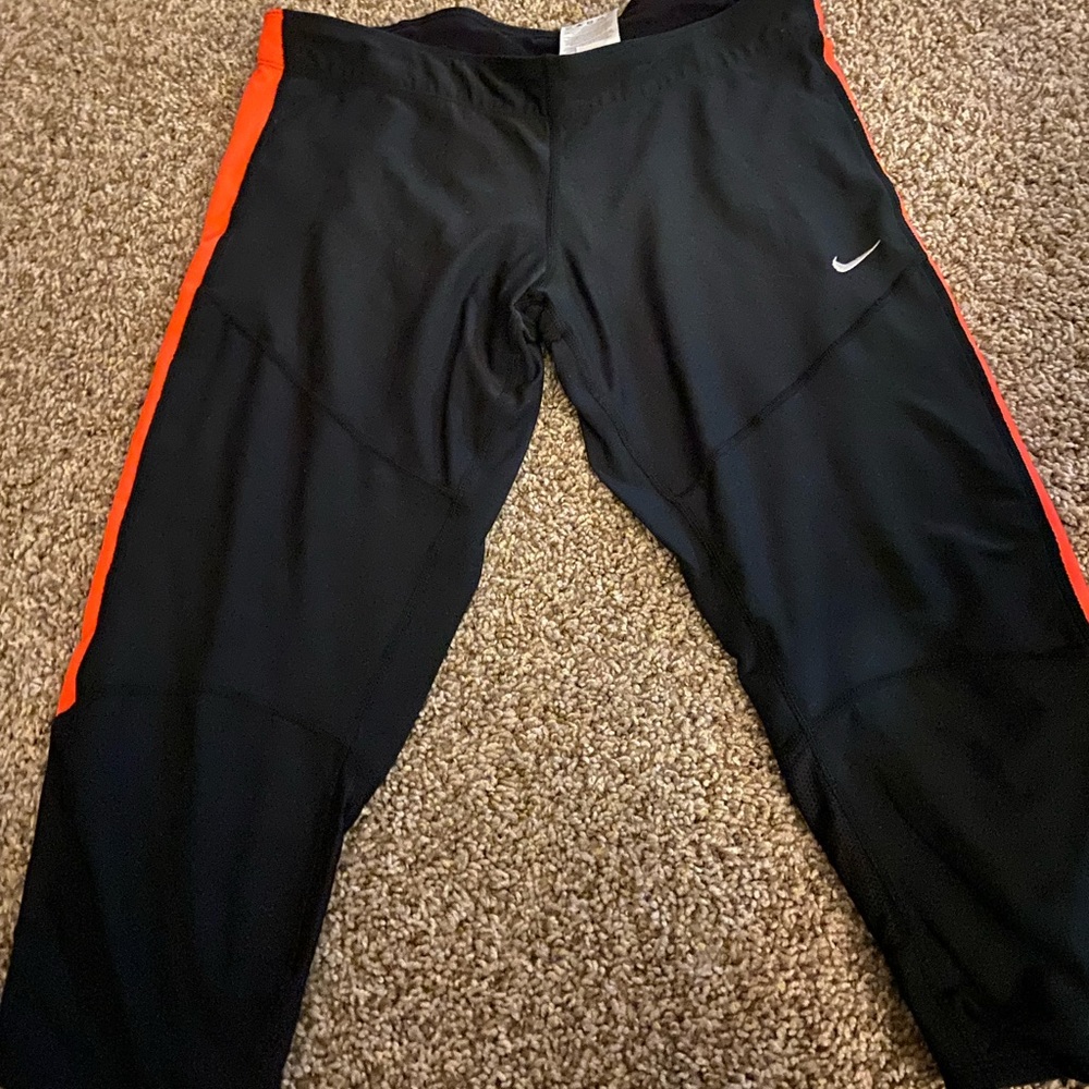 Nike capris